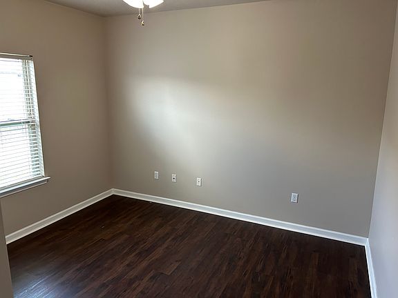 4th image of 14208 Caribbean Dr