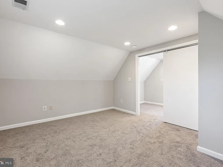 6903 Friendship Rd — Photo 30