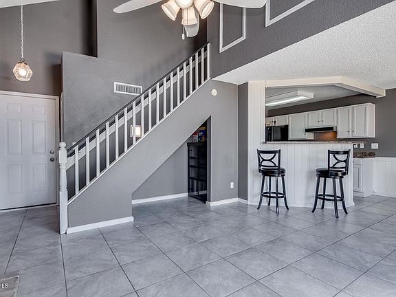 5th image of 3018 E Villa Maria Dr