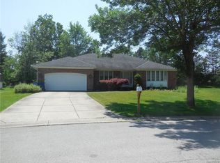 59 Moorfields Ct, East Amherst, NY 14051