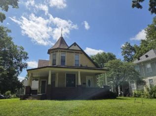 2001 1st Ave, Perry, IA 50220