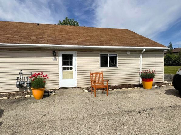 239 N Railroad St #2