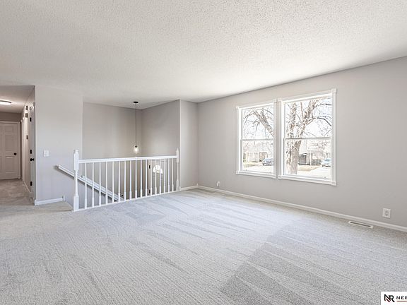4th image of 845 N 2nd St