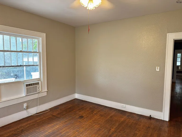 1705 Pearl Ave — Photo 18