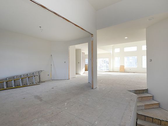 3rd image of 22997 Lancaster Ct