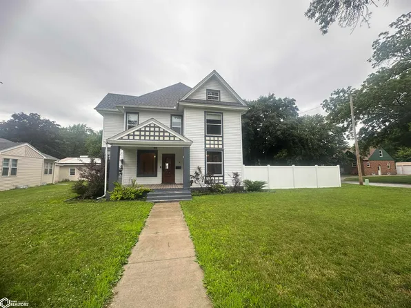 215 5th Ave NE, Belmond, IA 50421
