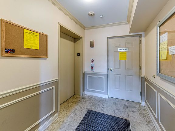 4th image of 715 Astor Ln Unit 502