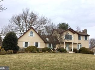2208 Cherokee Dr, Westminster, MD 21157