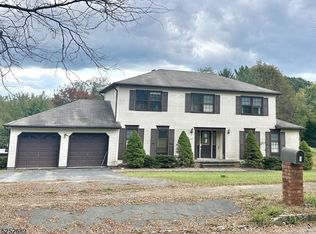 6 Regina Rd, Succasunna, NJ 07876