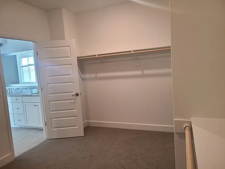 2064 Shale St — Photo 18