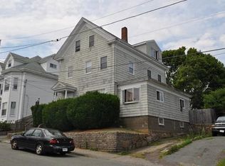 14 Summit St, Gloucester, MA 01930