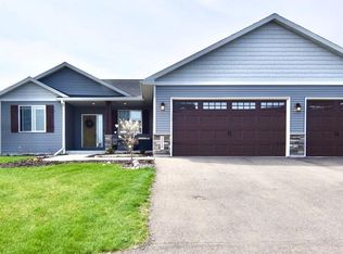 1418 12th St SE, New Prague, MN 56071