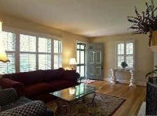 2710 Lullington Dr, Winston Salem, NC 27103
