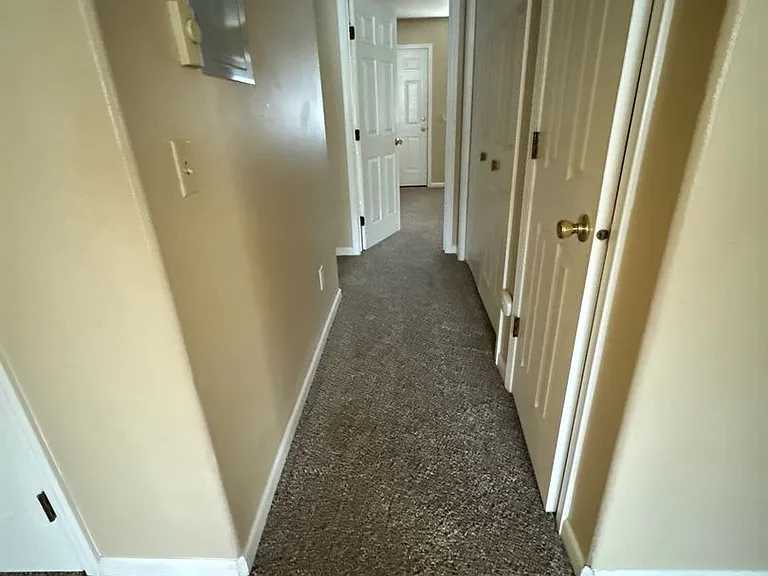 138 Crestview Ter — Photo 8