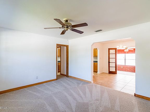 5th image of 5938 Holly Bay Dr