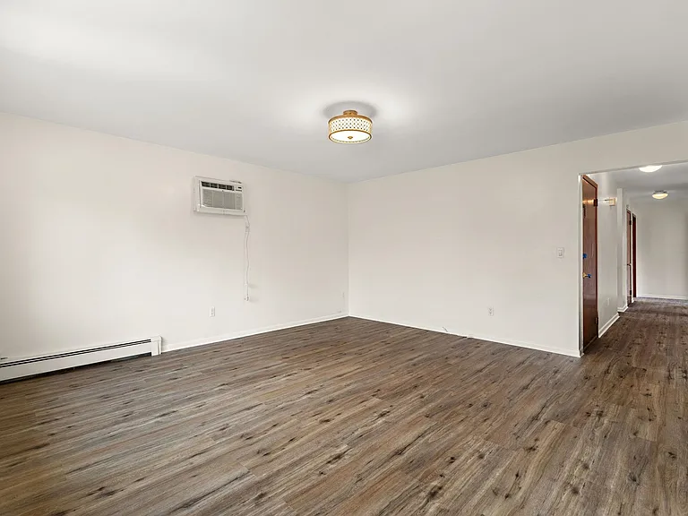 184 Central Ln #2 — Photo 15