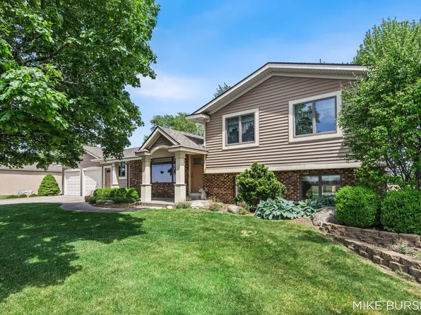 4334 96th Ave, Zeeland, MI 49464