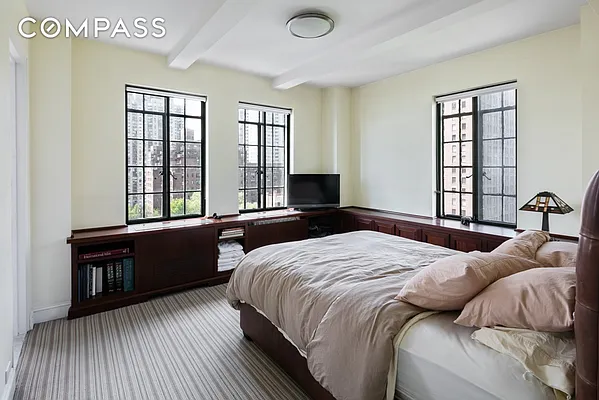 Sold by Compass | media 3