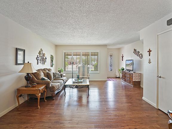 5th image of 3431 Kirkcaldy St