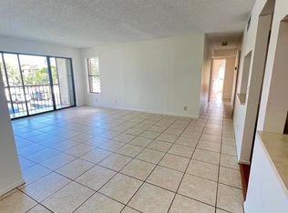 706 Sunny Pine Way APT A2, Greenacres, FL 33415