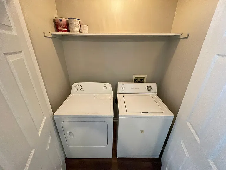 1004 Creekside Pl — Photo 16
