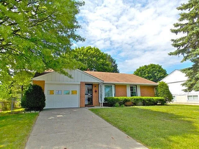 4777 Arnold Ave photo 1