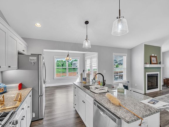 5th image of 132 Braemar Knoll Dr