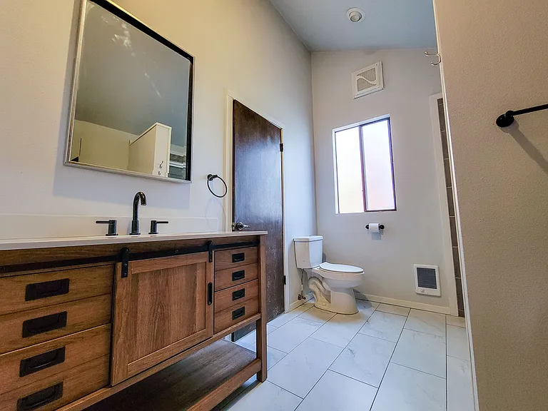 9928 Saunders Rd — Photo 11