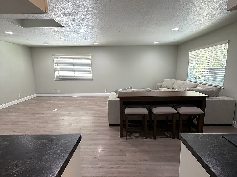1754 Ironwood Dr — Photo 6