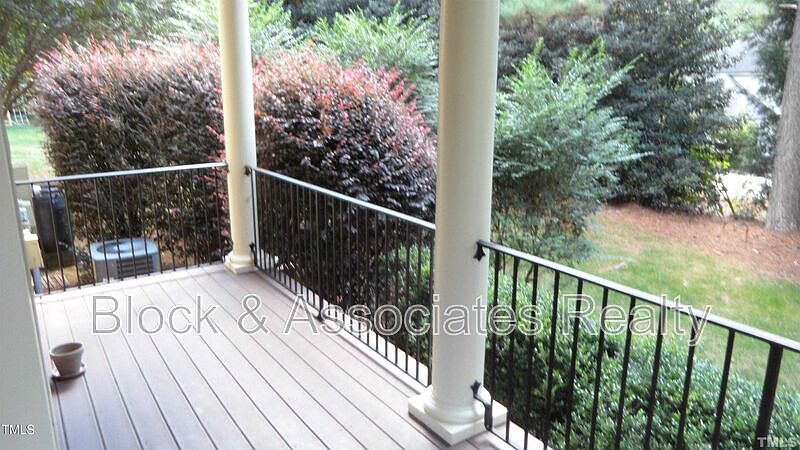 2nd image of 1325 Wynncrest Ct