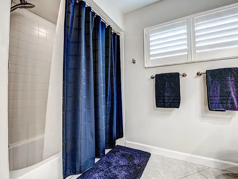 130 Southampton Pl #360 — Photo 20