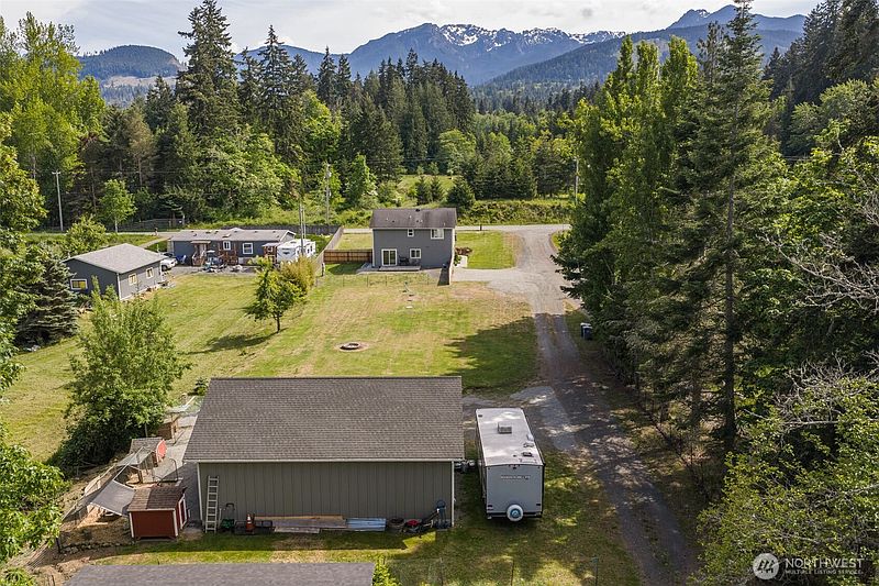 2nd image of 4219 S Cedar Mill Road