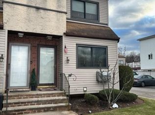 360 Barlow Ave APT 1, Staten Island, NY 10308