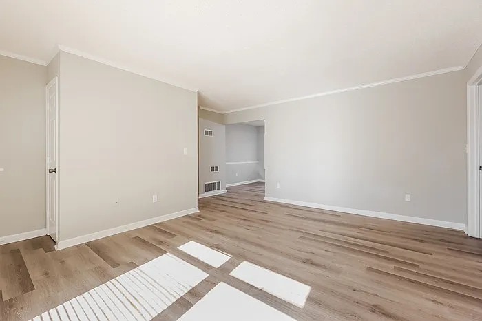 4 bed, 2.0 bath, 1352 sqft, $1,945 — Photo 4