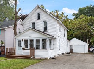 31 Saint Johns Park, Rochester, NY 14612