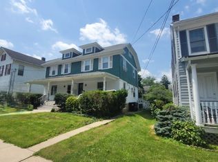 93 Broad St, Flemington, NJ 08822
