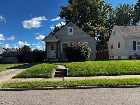 1347 Hammel St, Akron, OH 44306