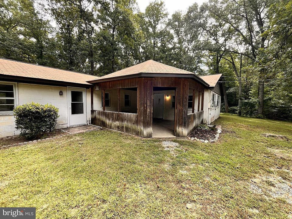 1st image of 2220 Black Walnut Pl