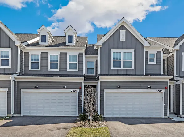 2208 Weatherbee Ln, Naperville, IL 60563