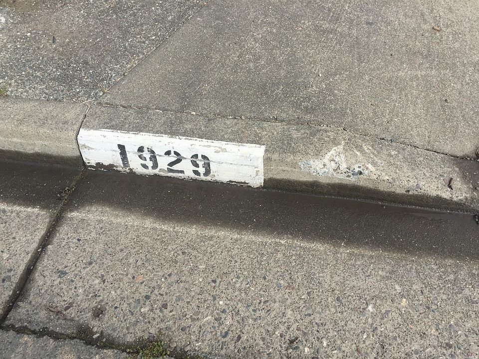 2nd image of 1929 Camino Del Prado