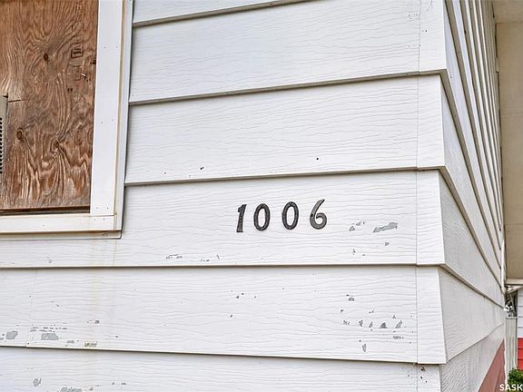 2nd image of 1006 Warner STREET SW