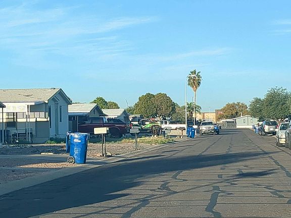 5th image of 7709 E Glade Ave