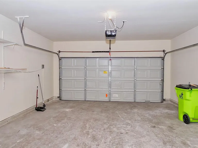 25206 Bright Hollow Ln — Photo 15