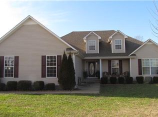 141 Commodore Cir, Summertown, TN 38483