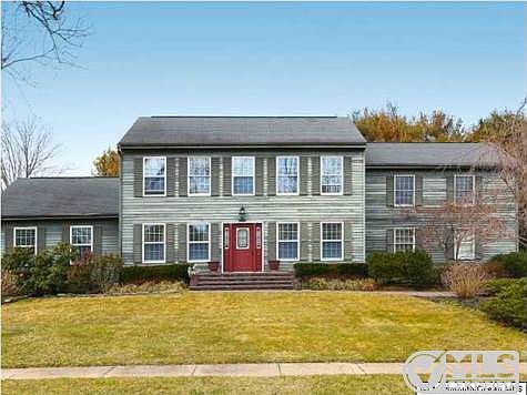 2nd image of 2155 Gregory Pl