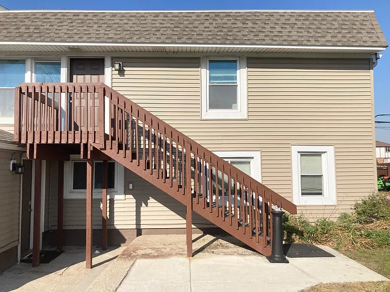 2034 John R Rd #5 — Photo 2