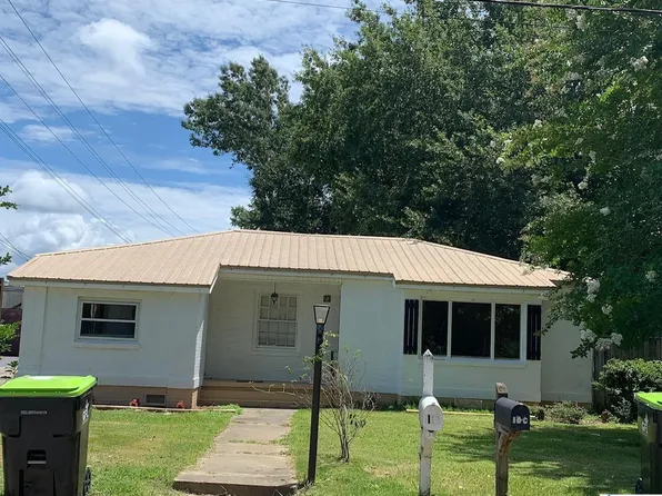 10 & 10 S Douglas Ave #C, Sylacauga, AL 35150