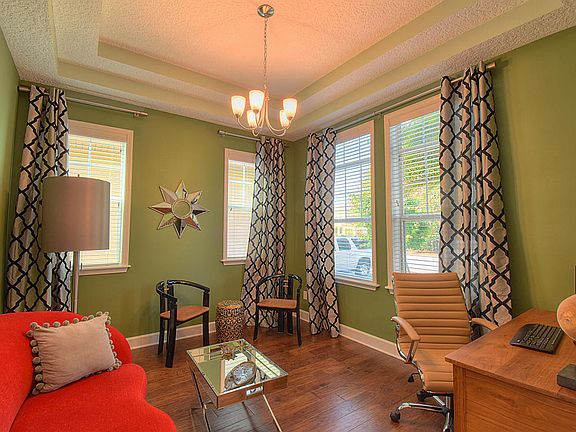 4th image of 208 Spanish Marsh Dr