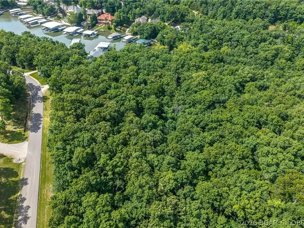 380 Waterview Ridge Ln, Gravois Mills, MO 65037