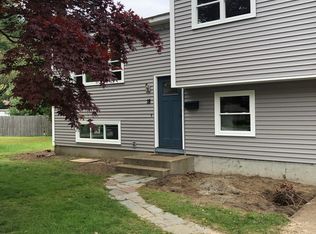 18 Anton Ct, Warwick, RI 02889